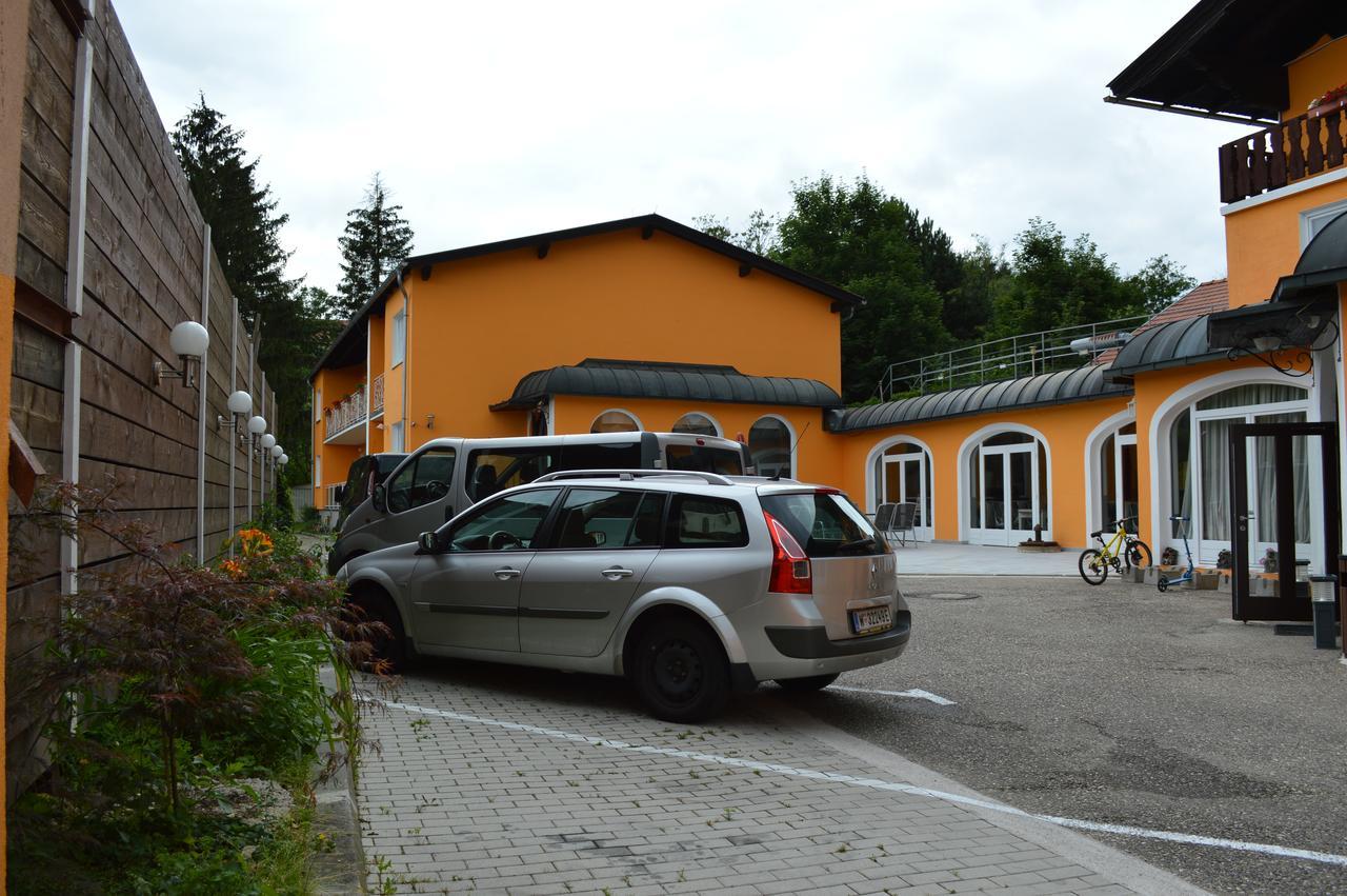 Hotel Austria Gablitz Exterior photo